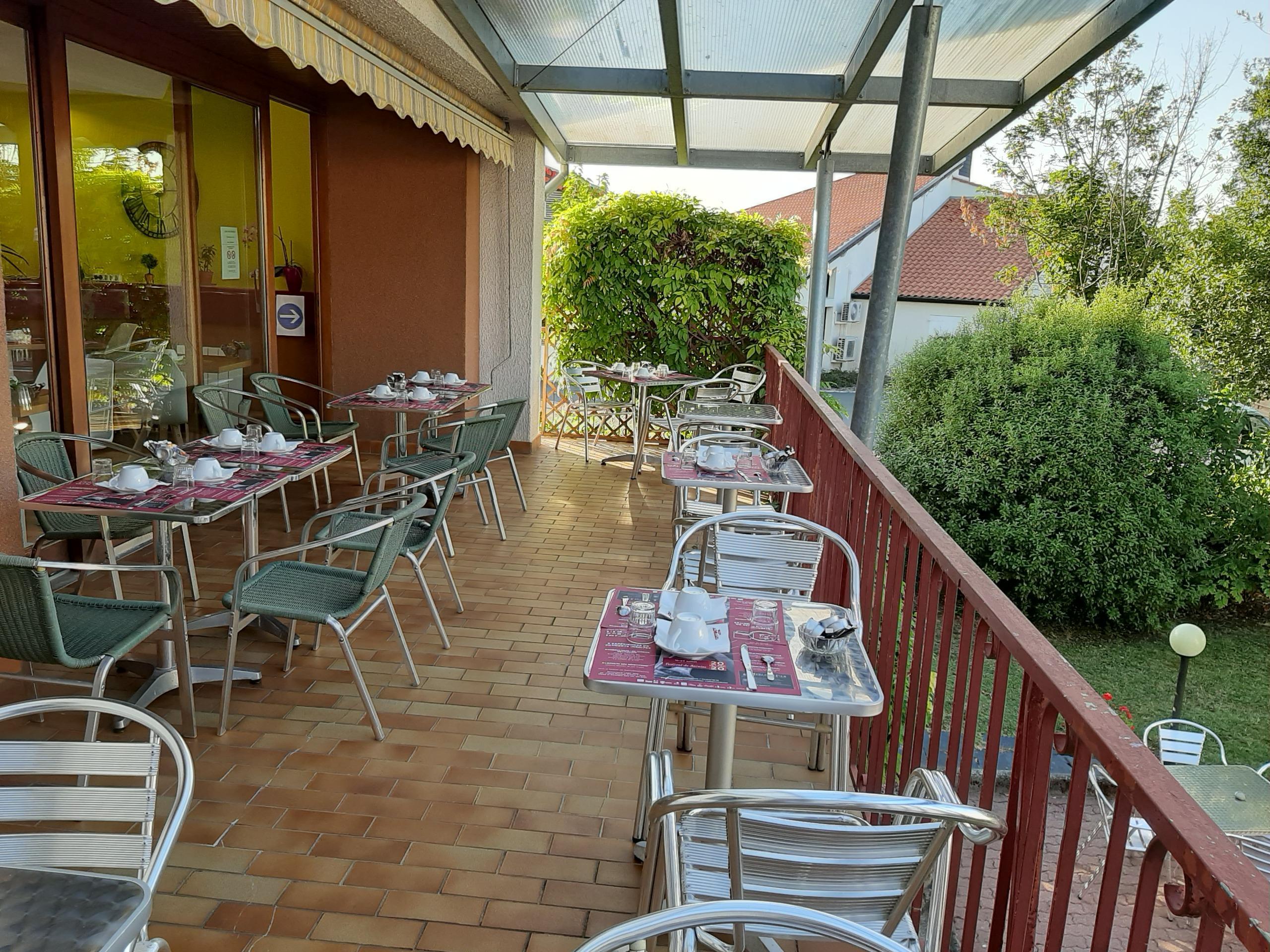 Sure Hotel By Best Western Saintes Zewnętrze zdjęcie